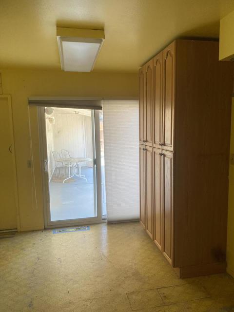 2356 N Blando Road, Palm Springs CA: https://media.crmls.org/mediaz/77afceed-1c88-4671-b767-5fcc5b01b41a.jpg