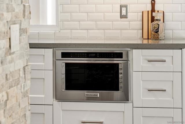 1458 Clark Court, Vista CA: https://media.crmls.org/mediaz/77b10e55-9fba-420e-b8b5-5e08aeb8a1cb.jpg