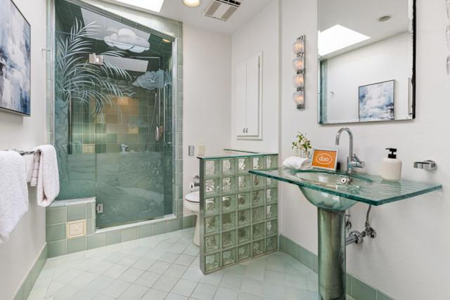 11 Hawk View, Portola Valley CA: https://media.crmls.org/mediaz/77b11f66-7b87-4303-8971-c8db918edb87.jpg