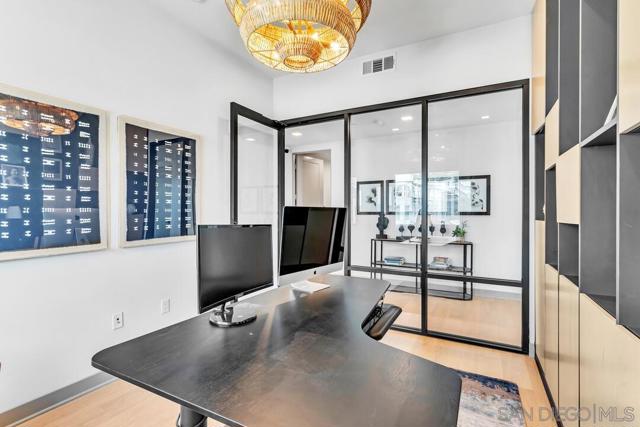 2460 Community Lane, San Diego CA: https://media.crmls.org/mediaz/77b177eb-3ee1-474a-ba1c-861c5bbb8c54.jpg