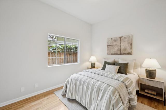 280 College Avenue, Mountain View CA: https://media.crmls.org/mediaz/77b298db-ea7d-48ba-8ad0-685c7846a2ec.jpg