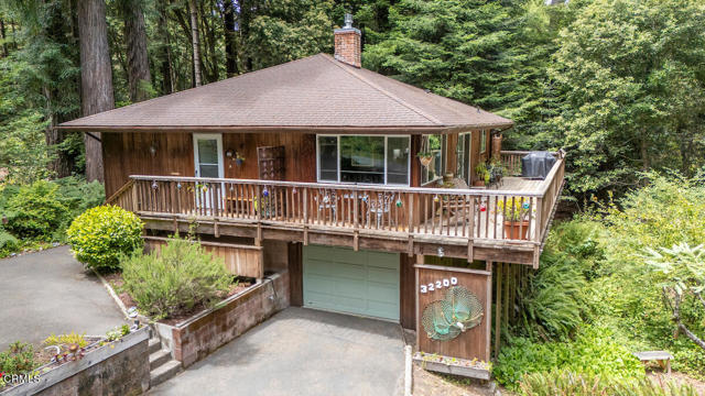 32200 Westwood Drive, Fort Bragg CA: https://media.crmls.org/mediaz/77b2a192-a614-450f-93ff-4c3a1dfb89b9.jpg