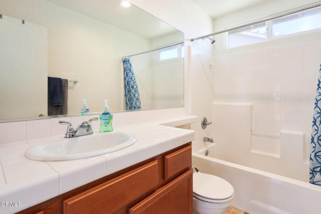 Secondary upstairs bathroom