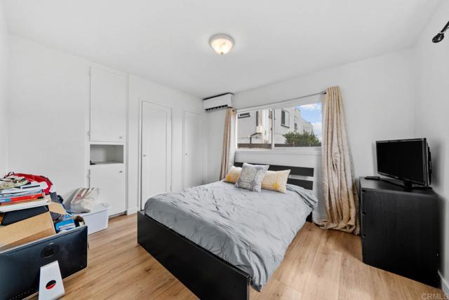 42 48 E 5Th Street, National City CA: https://media.crmls.org/mediaz/77b5abe0-f830-473c-8714-184081f549d2.jpg