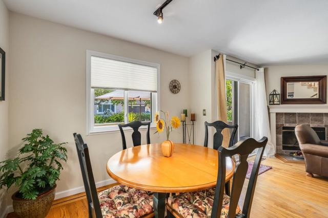 290 Bonita Lane, Foster City CA: https://media.crmls.org/mediaz/77b5bf97-d01a-43f5-b5be-af020be812a2.jpg