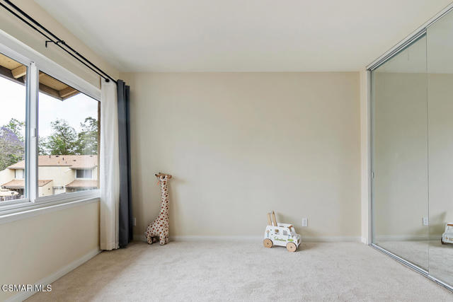 1617 Beagle Court, Ventura CA: https://media.crmls.org/mediaz/77b8cecb-25f5-4cec-9586-60a66aae5d3f.jpg