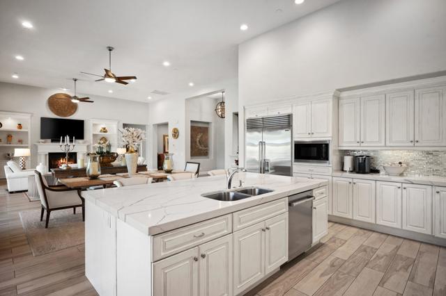 11 Alicante Circle, Rancho Mirage CA: https://media.crmls.org/mediaz/77b95091-662b-47a5-b6d2-5a92b7de12d4.jpg