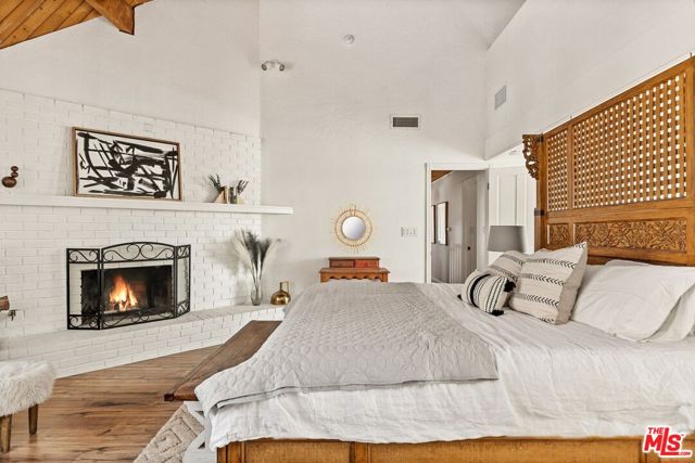 28277 Arbon Lane, Lake Arrowhead CA: https://media.crmls.org/mediaz/77b96ba6-064c-4589-b639-fafccbc1abfa.jpg