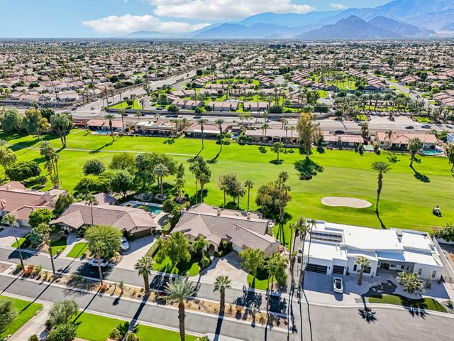 79371 Four Paths Lane, Bermuda Dunes CA: https://media.crmls.org/mediaz/77b98061-97c8-466f-a3d7-34eb89497bb6.jpg