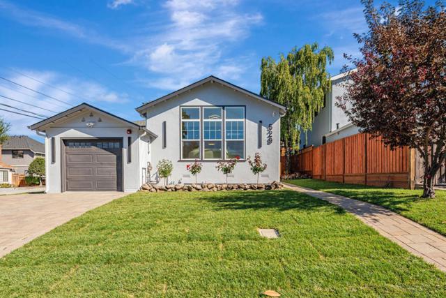 529 Hobart Avenue, San Mateo CA: https://media.crmls.org/mediaz/77b9d462-8160-44f3-aca7-54e529ebecca.jpg