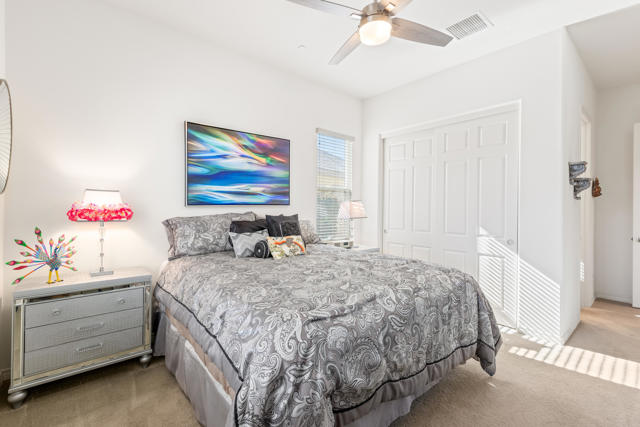 Image 30 of 86 For 43595 Vacanza Court