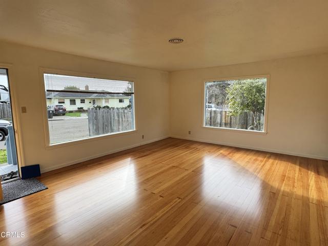 Detail Gallery Image 5 of 19 For 399 Winifred St, Fort Bragg,  CA 95437 - 2 Beds | 1 Baths