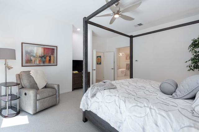 211 Kavenish Drive, Rancho Mirage CA: https://media.crmls.org/mediaz/77ba7046-e632-4d46-b512-7c01199829c3.jpg