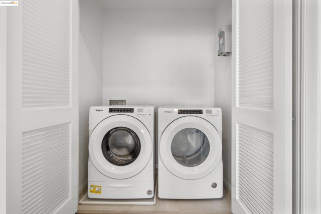 2818 Fifth Street, Alameda CA: https://media.crmls.org/mediaz/77bbf575-dc8d-4bfd-9845-32dc3034b3ad.jpg