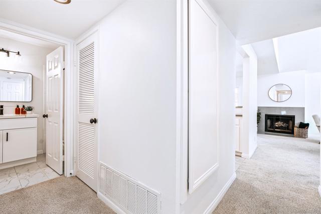 17865 Caminito Pinero, San Diego CA: https://media.crmls.org/mediaz/77bcb989-e53d-4060-8c52-37aaf8aa5c30.jpg