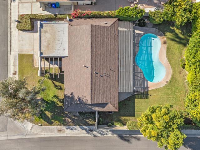 74370 Primrose Drive, Palm Desert CA: https://media.crmls.org/mediaz/77bcf917-fb31-4a4e-a305-f83fe73a8975.jpg