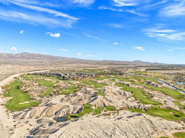 42501 Solicio Way, Indio CA: https://media.crmls.org/mediaz/77be4d4a-00aa-4721-afac-fa55c958c697.jpg
