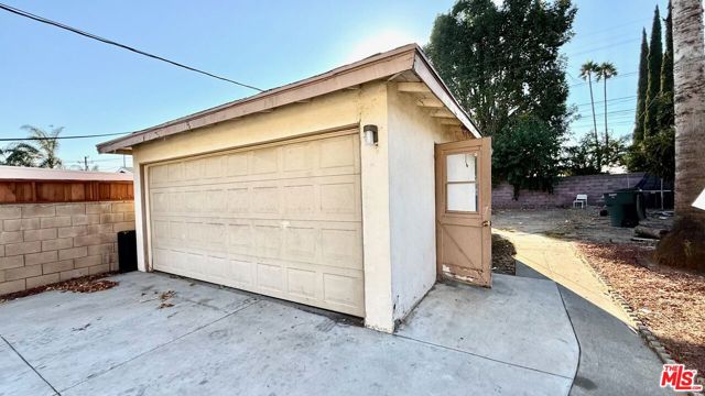 1425 W Marcella Court, Ontario CA: https://media.crmls.org/mediaz/77be7e2f-8586-4155-a244-5a66ca0d4db1.jpg