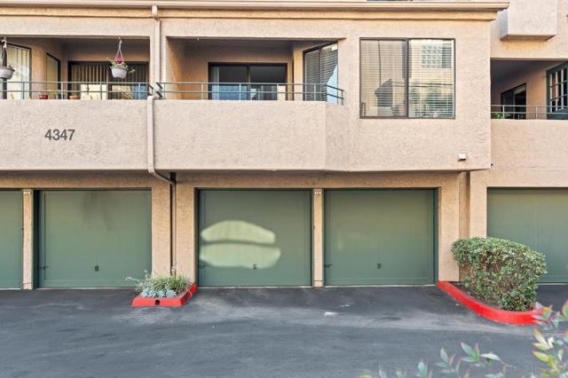 4347 Nobel Dr, San Diego CA: https://media.crmls.org/mediaz/77befc54-803d-4bdd-8d9c-53daf709aa1d.jpg