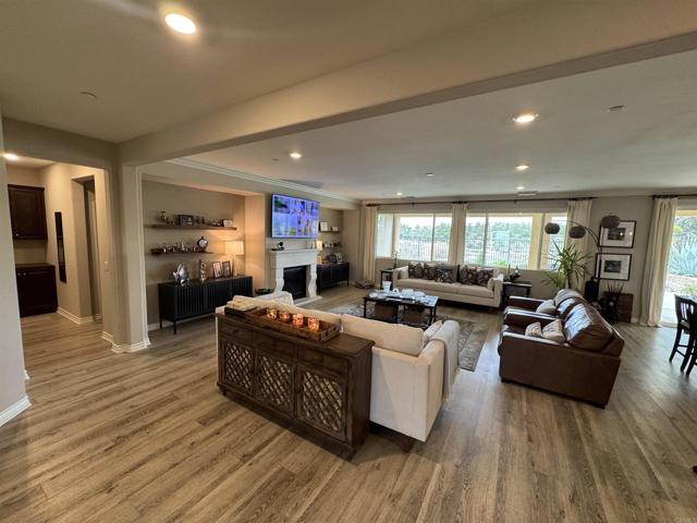 Detail Gallery Image 12 of 22 For 33792 Baystone St, Temecula,  CA 92592 - 4 Beds | 3/1 Baths