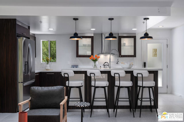 588 East San Lorenzo Road, 104, Palm Springs