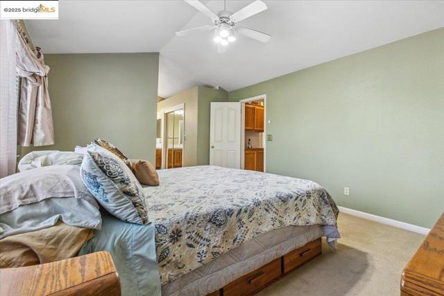 1531 Rutherford Ln, Oakley CA: https://media.crmls.org/mediaz/77c2939c-474f-43e0-a011-fbeb695a231a.jpg