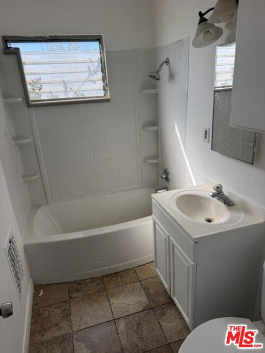 13125 Vanowen Street photo 29