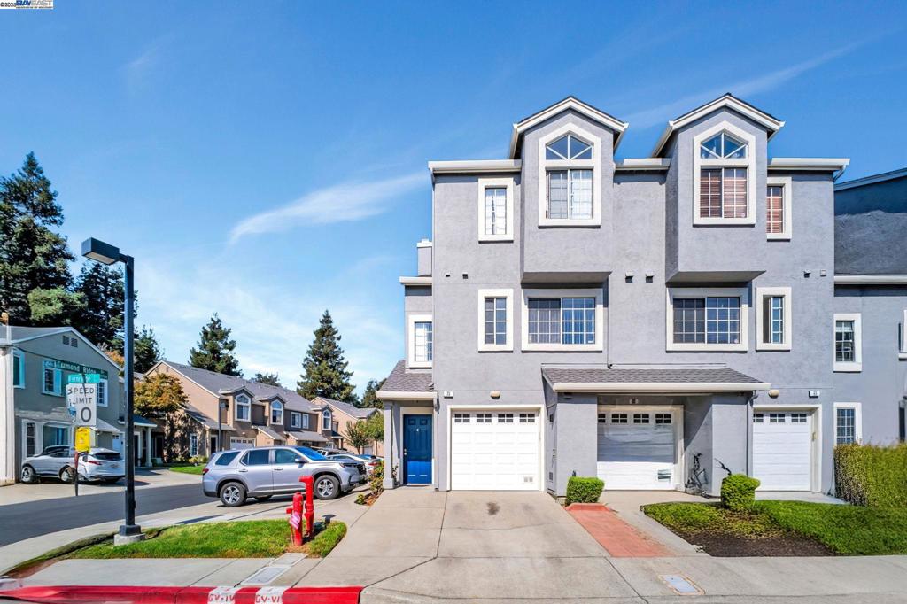 73 Fernridge Ct