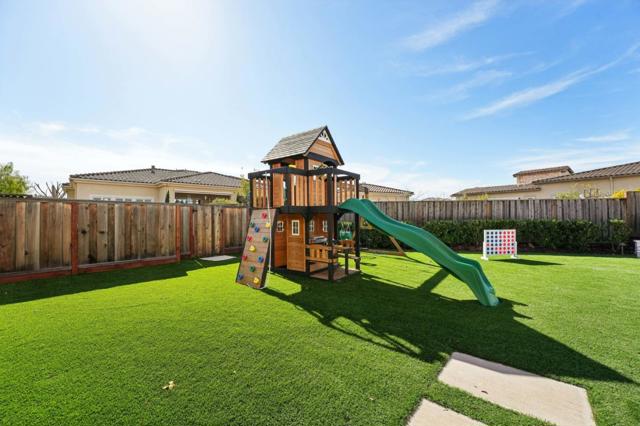 18735 Corte Paterna, Morgan Hill CA: https://media.crmls.org/mediaz/77c3869c-5841-45f2-bea1-dc7b0d2639ba.jpg