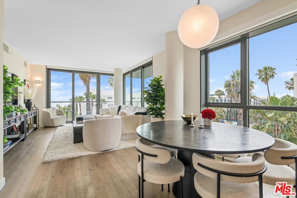 MLS #25616993 image #18