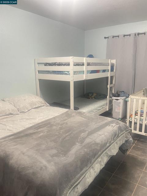 143 20Th St, Richmond CA: https://media.crmls.org/mediaz/77c44def-d7e7-4fde-a43b-e4bf7fc3acf8.jpg