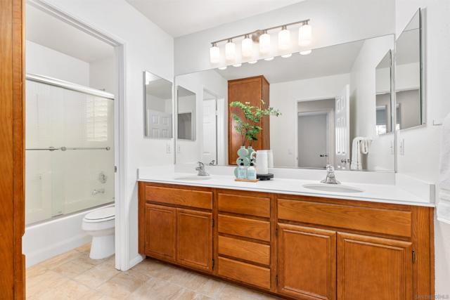 6065 Paseo Monona, Carlsbad CA: https://media.crmls.org/mediaz/77c4b69e-fb34-43f3-b3e7-30a2050250b5.jpg