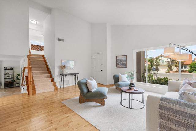 14592 Oak Avenue, Irvine CA: https://media.crmls.org/mediaz/77c4e69e-3afe-4078-af32-bdddbb0cfd7c.jpg