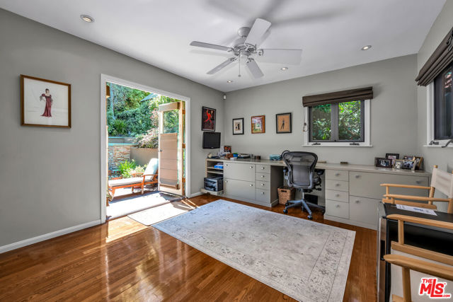 3275 Dos Palos Drive, Los Angeles CA: https://media.crmls.org/mediaz/77c5ed36-472d-4b19-91f1-4340662a0854.jpg