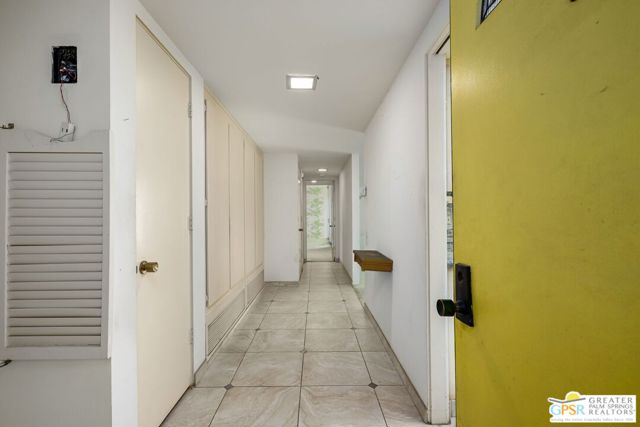 493 Desert Lakes Drive, Palm Springs CA: https://media.crmls.org/mediaz/77c6ecad-a509-4234-a071-35661df0b2e6.jpg