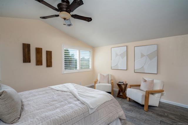 15865 Lofty Trail Dr, San Diego CA: https://media.crmls.org/mediaz/77c75e9d-cc4c-4923-9132-d51ef14445ca.jpg