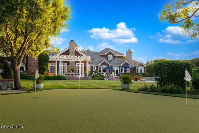 1816 Brittany Park Road, Camarillo CA: https://media.crmls.org/mediaz/77c95398-5679-488c-8354-a7731cc5c5b5.jpg