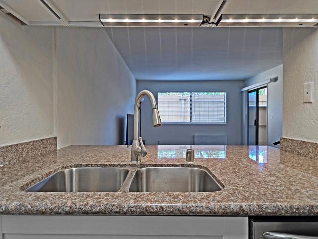 980 Kiely Boulevard, Santa Clara CA: https://media.crmls.org/mediaz/77cb1847-46f7-49e7-a2ed-fcec8679b0f4.jpg