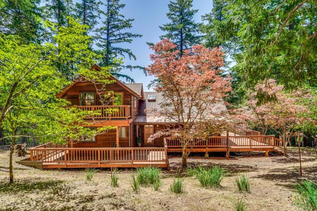 12338 First Fork Road, Los Gatos CA: https://media.crmls.org/mediaz/77cb19c8-9ee5-455d-b1ba-b23dc5441864.jpg