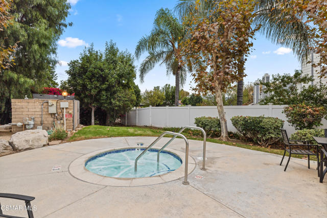 2782 Lemon Drive, Simi Valley CA: https://media.crmls.org/mediaz/77cc1917-5c52-4e97-9543-715c9db8b881.jpg