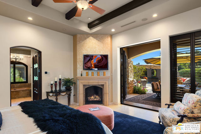 3 Coronado Court, Rancho Mirage CA: https://media.crmls.org/mediaz/77cc1ae2-40fa-4af5-ac1c-5e3f49cc0e07.jpg