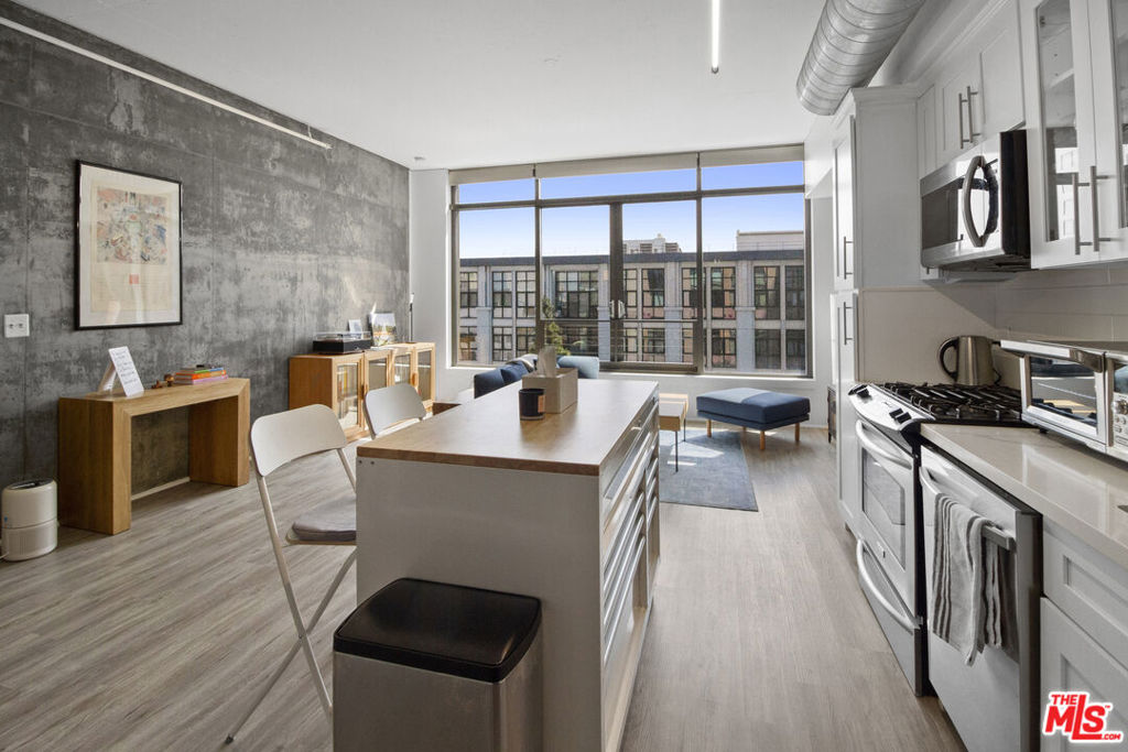 MLS #25619373 image #14