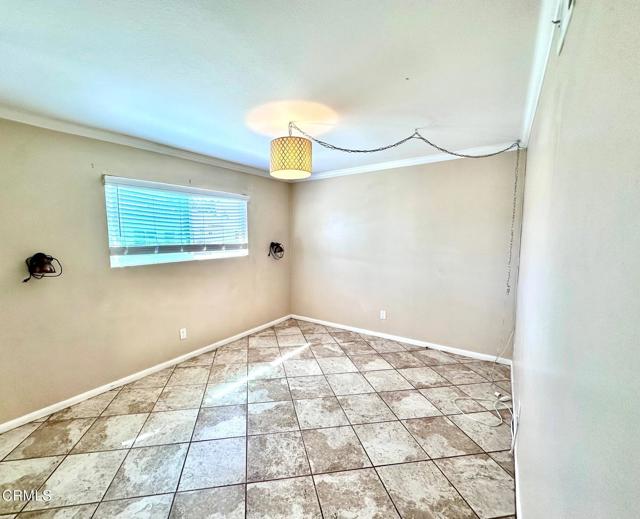 1157 Acadia Place, Ventura CA: https://media.crmls.org/mediaz/77ce6cd5-f613-4da9-b631-fed835bc34fe.jpg