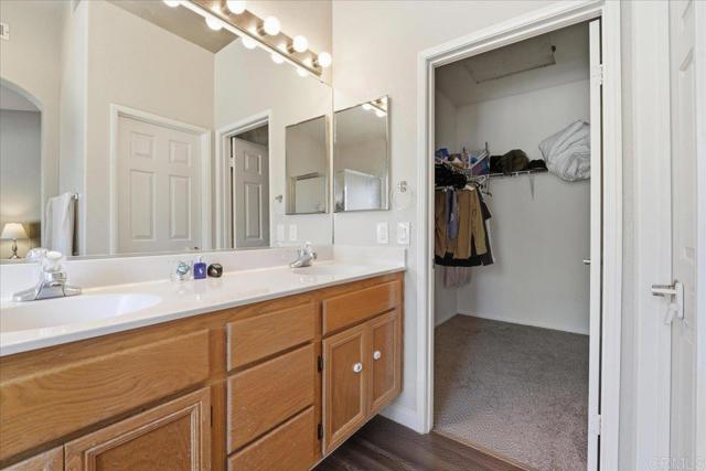 Detail Gallery Image 13 of 29 For 241 Del Mesa St, Oceanside,  CA 92058 - 4 Beds | 2 Baths