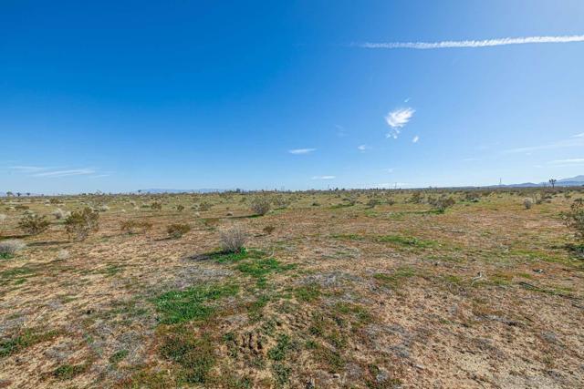 0 Marrakesh AVE, Phelan CA: https://media.crmls.org/mediaz/77d031b6-556b-4c1f-9ebd-25cbabb86dbe.jpg