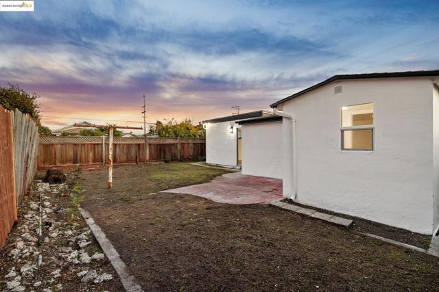 1921 Coalinga Ave, Richmond CA: https://media.crmls.org/mediaz/77d071f6-8e20-442c-b17f-e9e6c1ffce3c.jpg