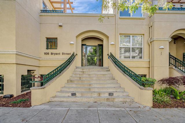 108 Bryant Street, Mountain View CA: https://media.crmls.org/mediaz/77d0ca8c-17ca-49f8-9ecc-35547d2deac5.jpg