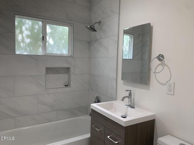Detail Gallery Image 12 of 14 For 5663 Fountain Ave, Los Angeles,  CA 90028 - 3 Beds | 1 Baths