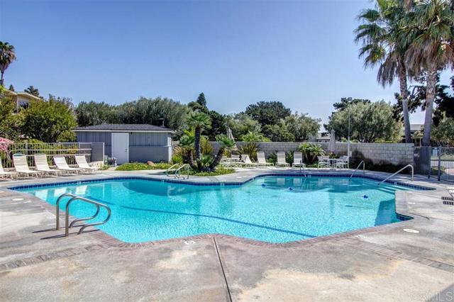 Detail Gallery Image 25 of 25 For 640 W Solana Cir #13,  Solana Beach,  CA 92075 - 2 Beds | 2 Baths
