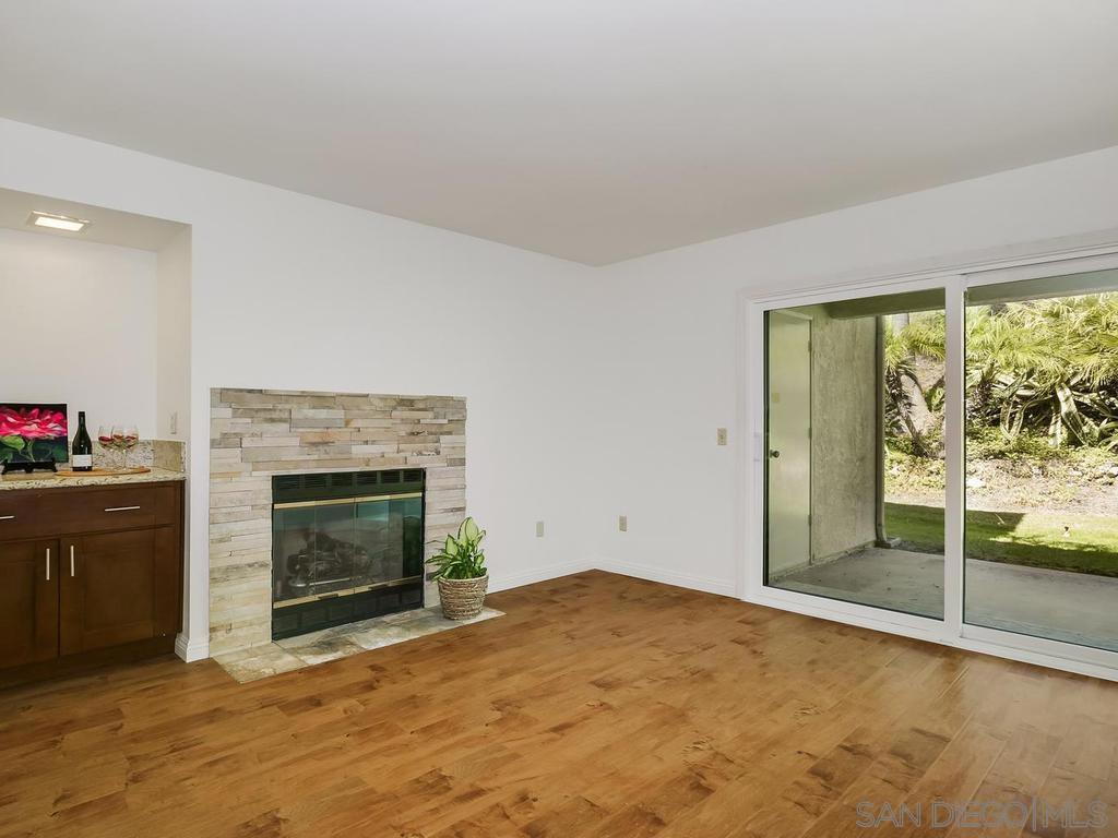 7301 Calle De Fuentes - photo 8